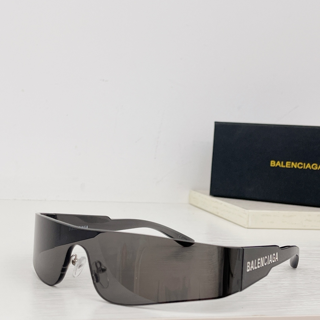 Balenciaga BB0041S Sunglasses - DopestKickz