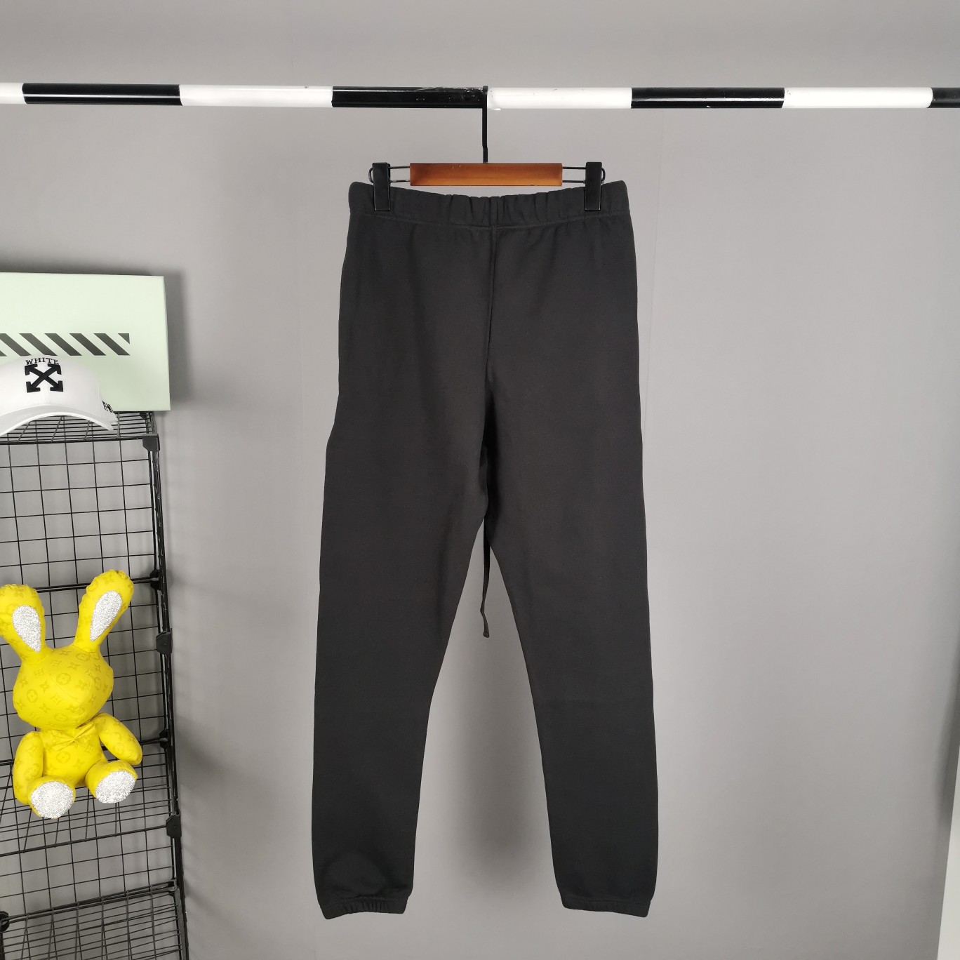 Fear of God Essentials Sweatpants - DopestKickz