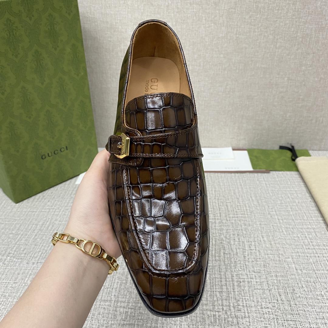 Gucci Men's Loafer - DopestKickz