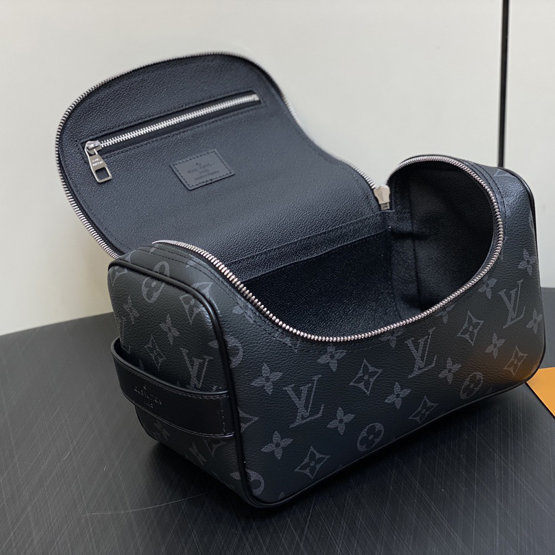 Louis Vuitton Toiletry Bag  M11510 - DopestKickz