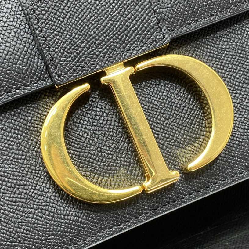 Dior Montaigne Bag With Chain  (25*7*15cm) - DopestKickz