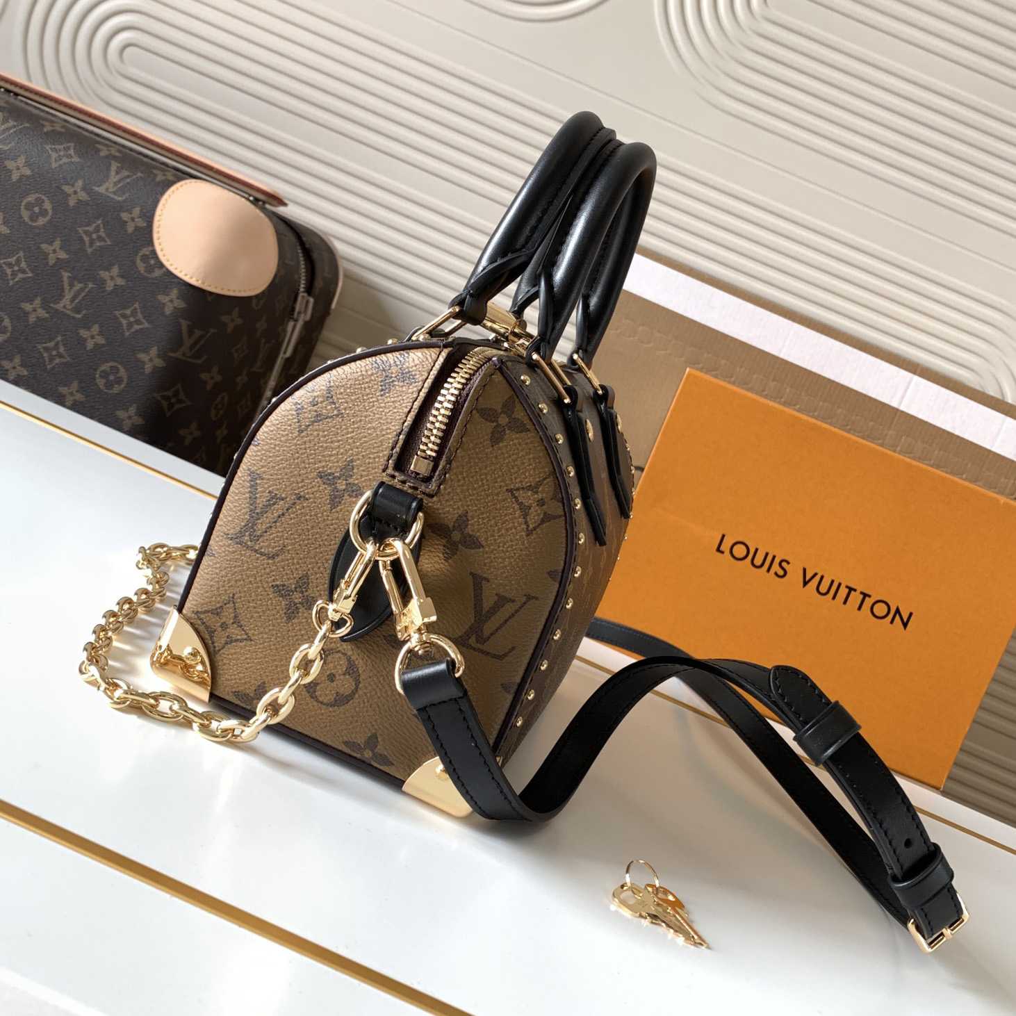 Louis Vuitton Speedy Trunk 20  M13146 - DopestKickz