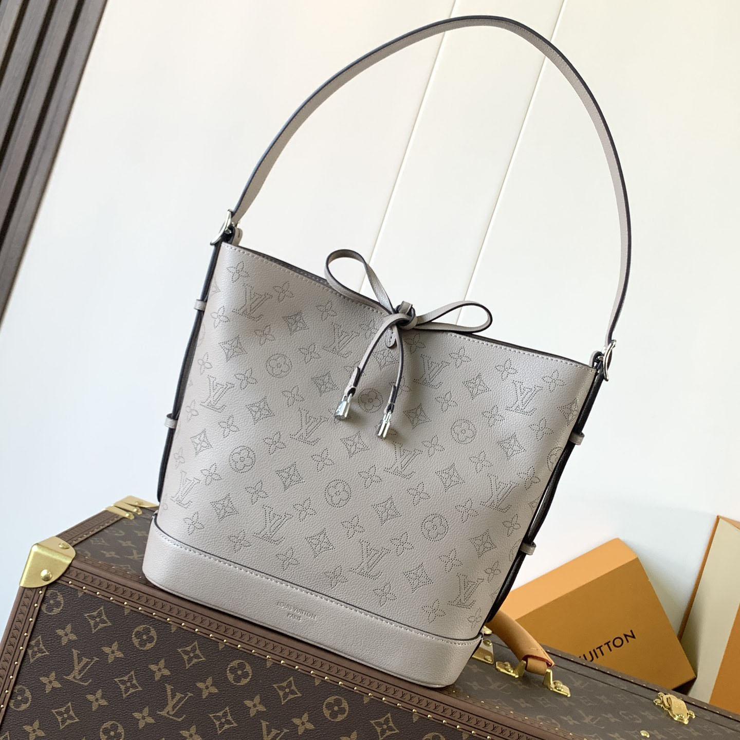 Louis Vuitton Flore  M12140 - DopestKickz