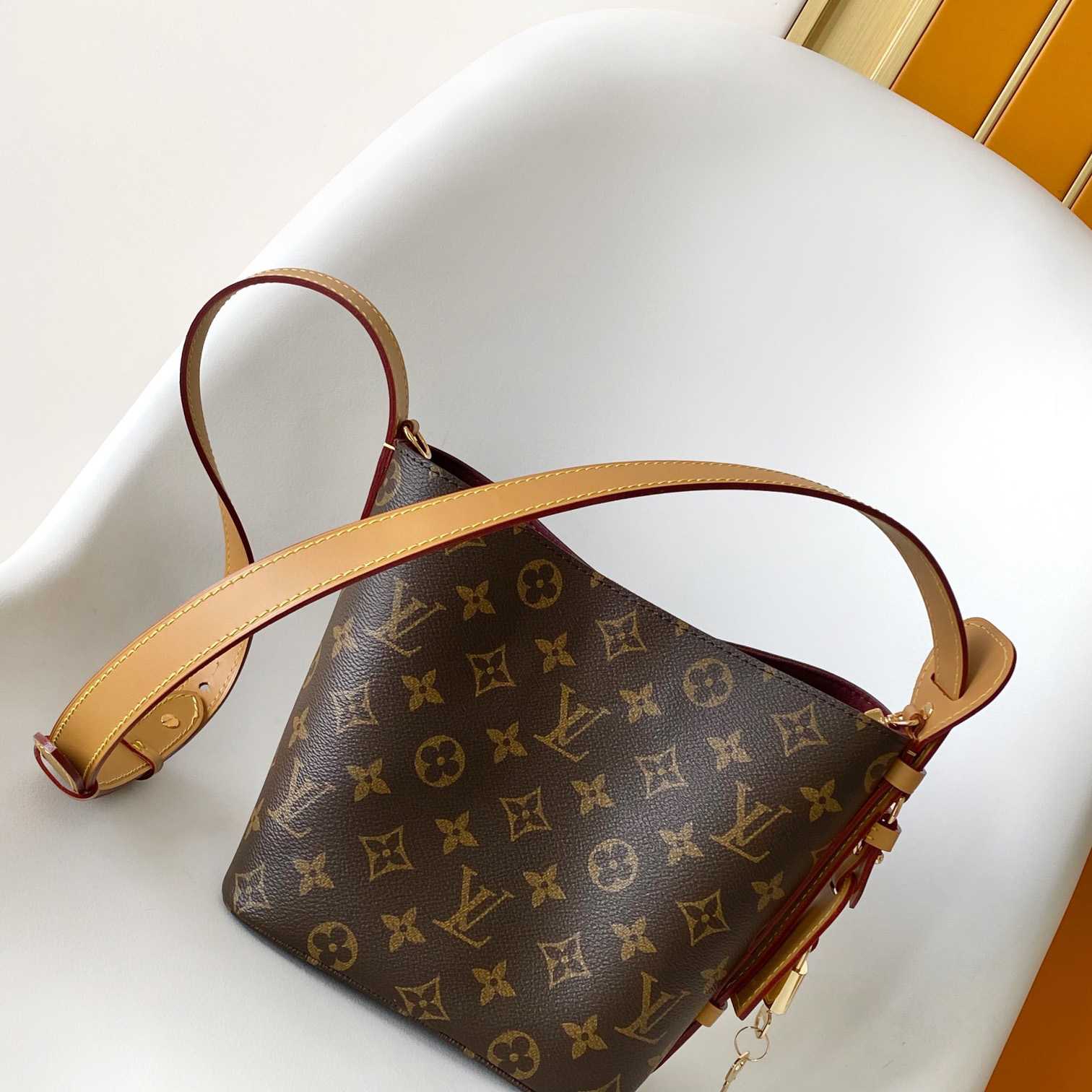 Louis Vuitton All In BB   M12925 - DopestKickz