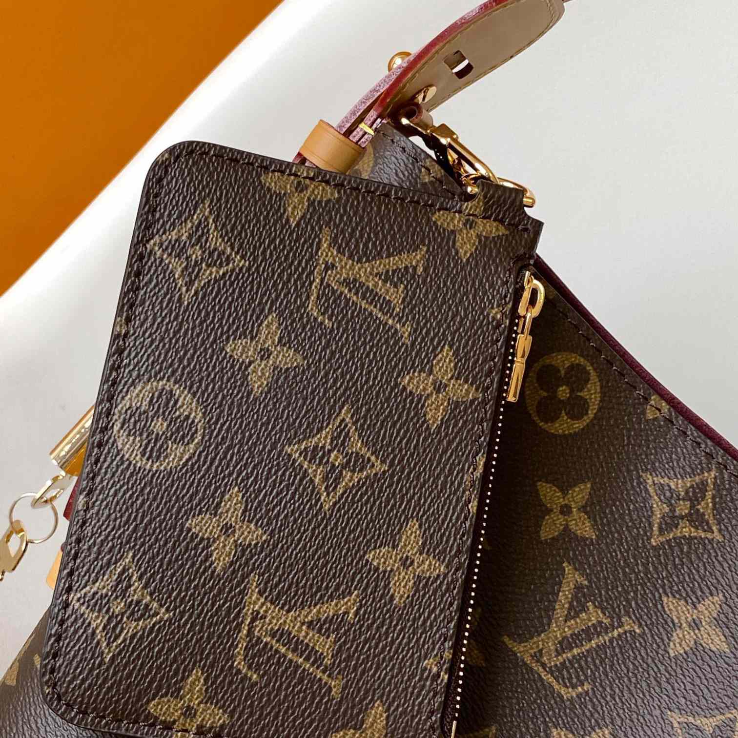 Louis Vuitton All In BB   M12925 - DopestKickz