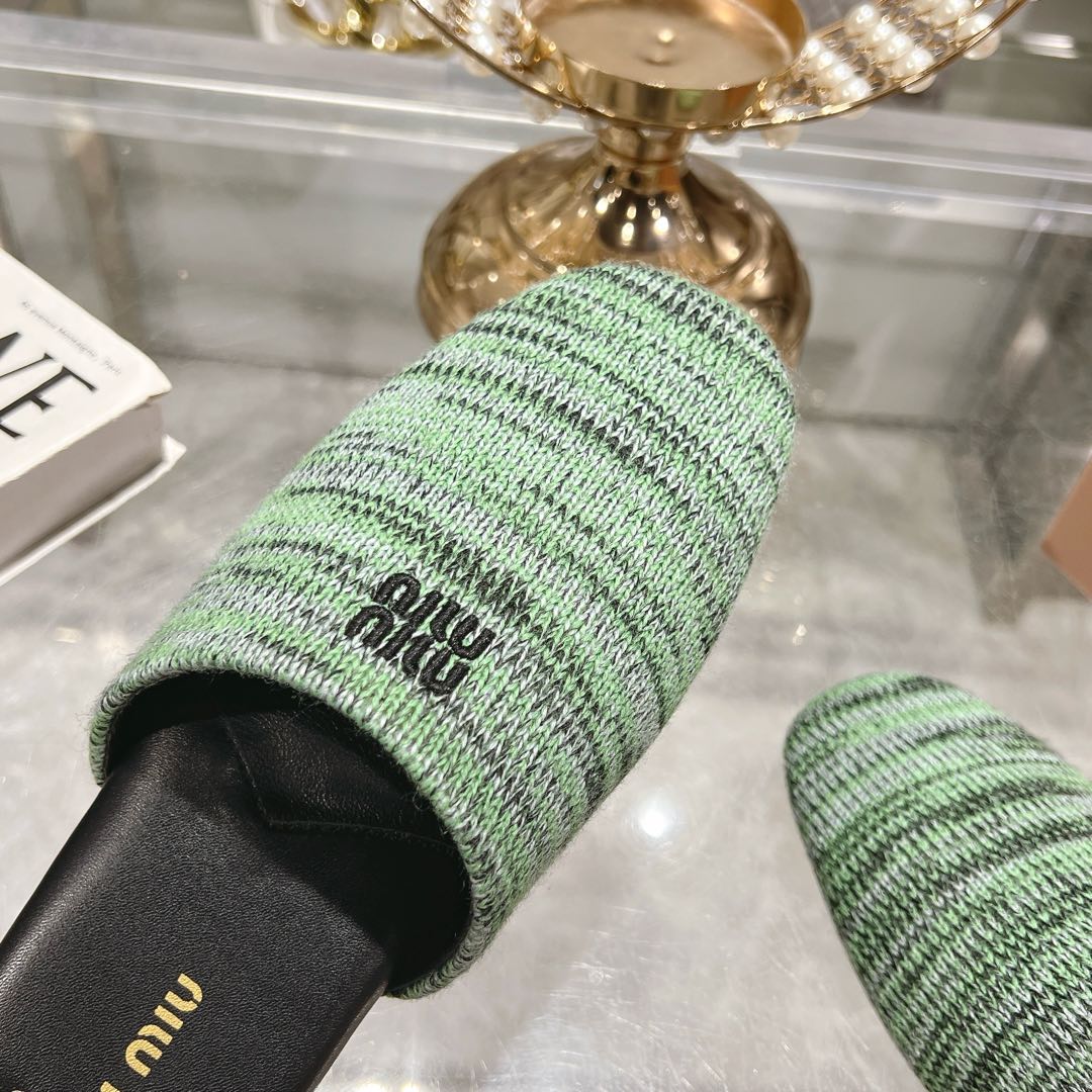 Miu Miu Wool slippers - DopestKickz