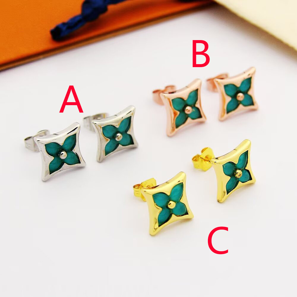 Louis Vuitton Earrings - DopestKickz