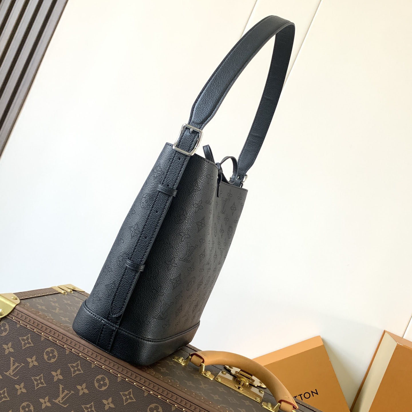 Louis Vuitton Flore  M12139 - DopestKickz