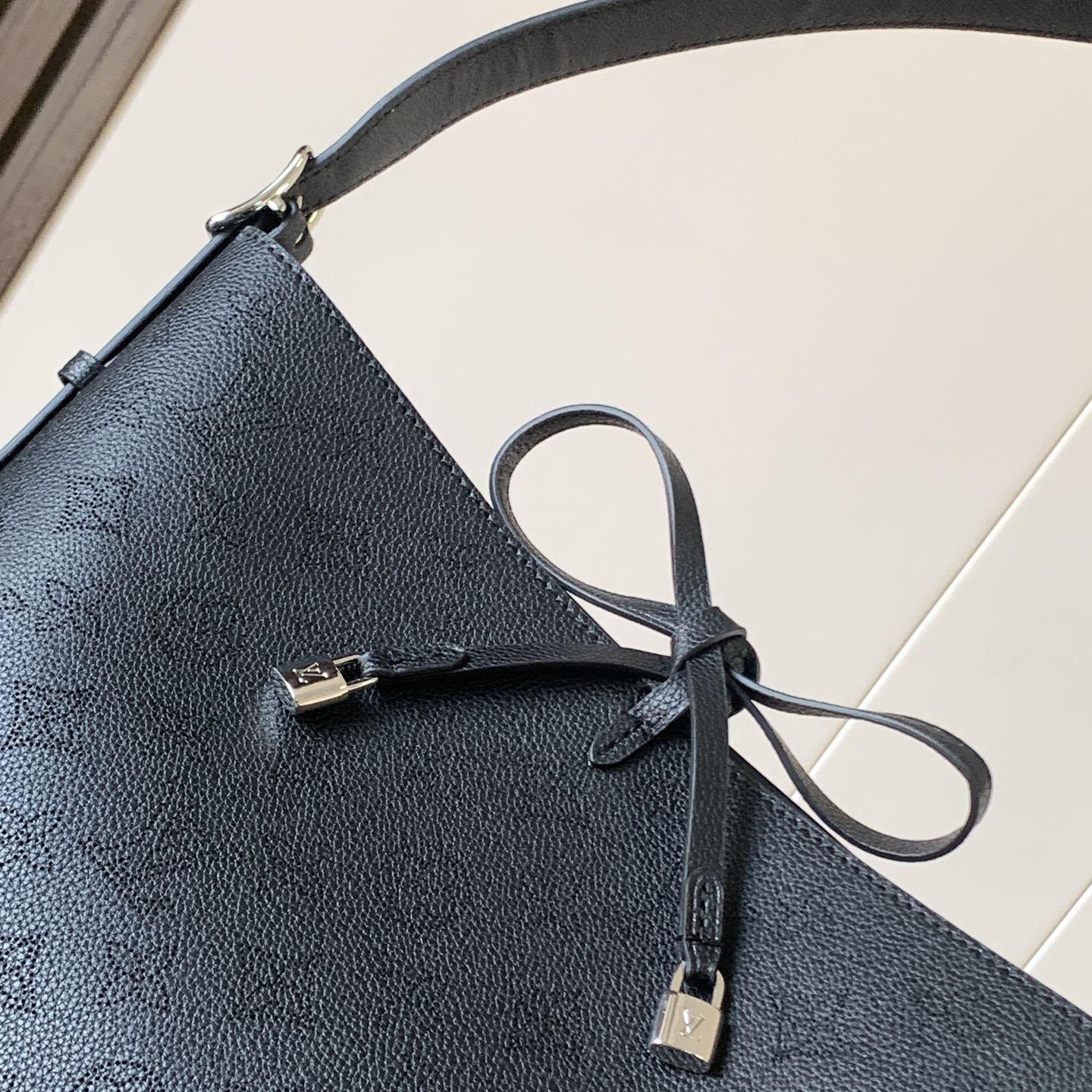 Louis Vuitton Flore  M12139 - DopestKickz