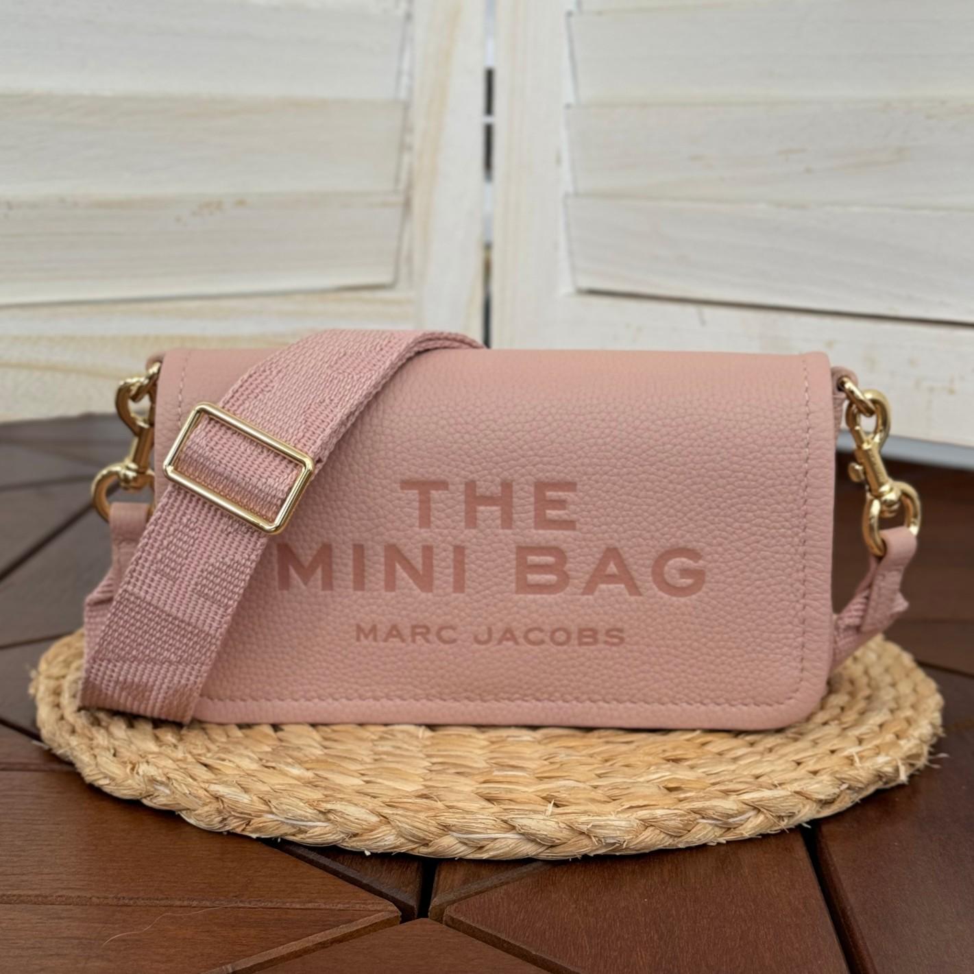 Marc Jacobs The Leather Mini Bag  （20*5*12cm） - DopestKickz