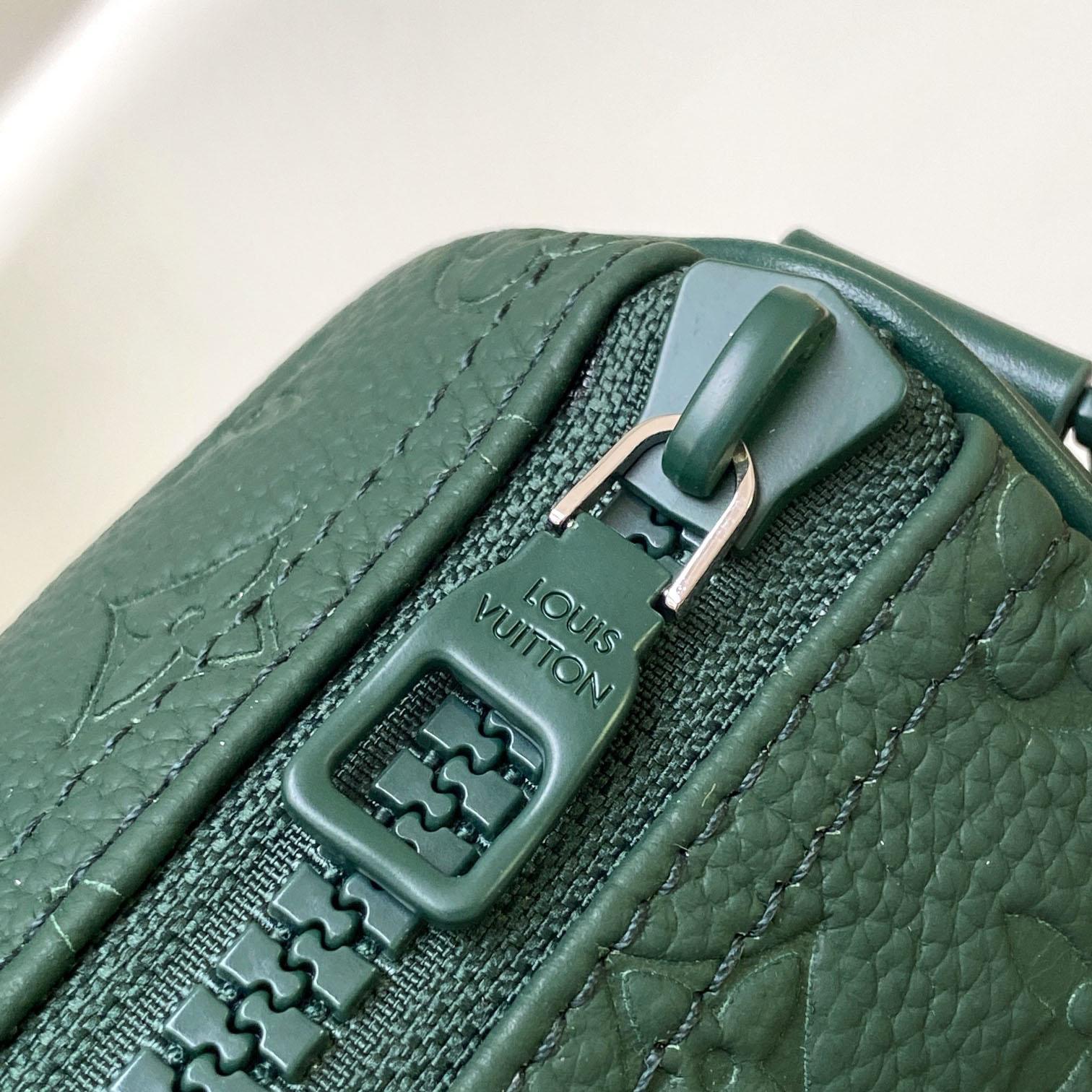 Louis Vuitton Keepall Bandoulière 25  M24432 - DopestKickz