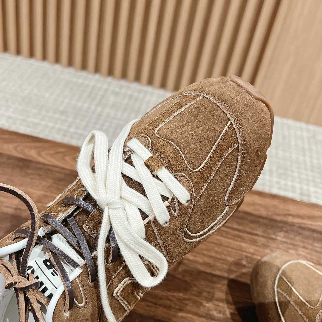 New Balance X Miu Miu Sneakers - DopestKickz