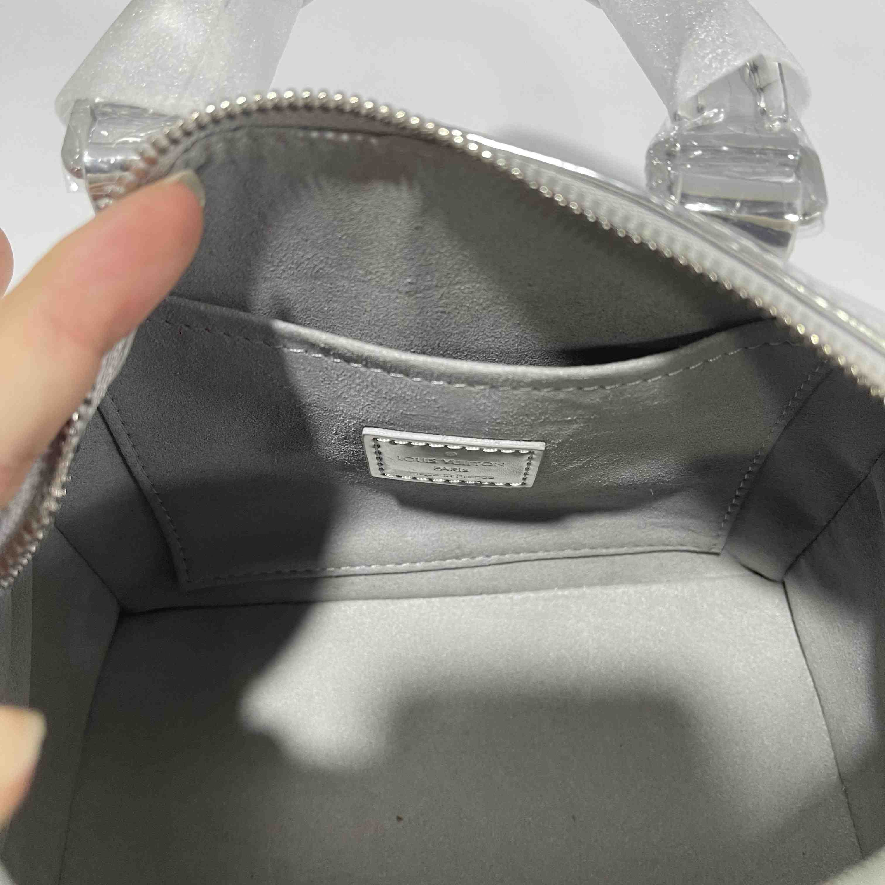 Louis Vuitton Speedy Bandoulière 20   M11987 - DopestKickz