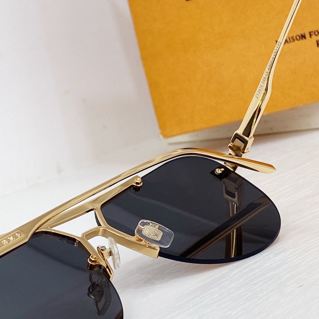Louis Vuitton LV Ash Sunglasses  Z1261W - DopestKickz