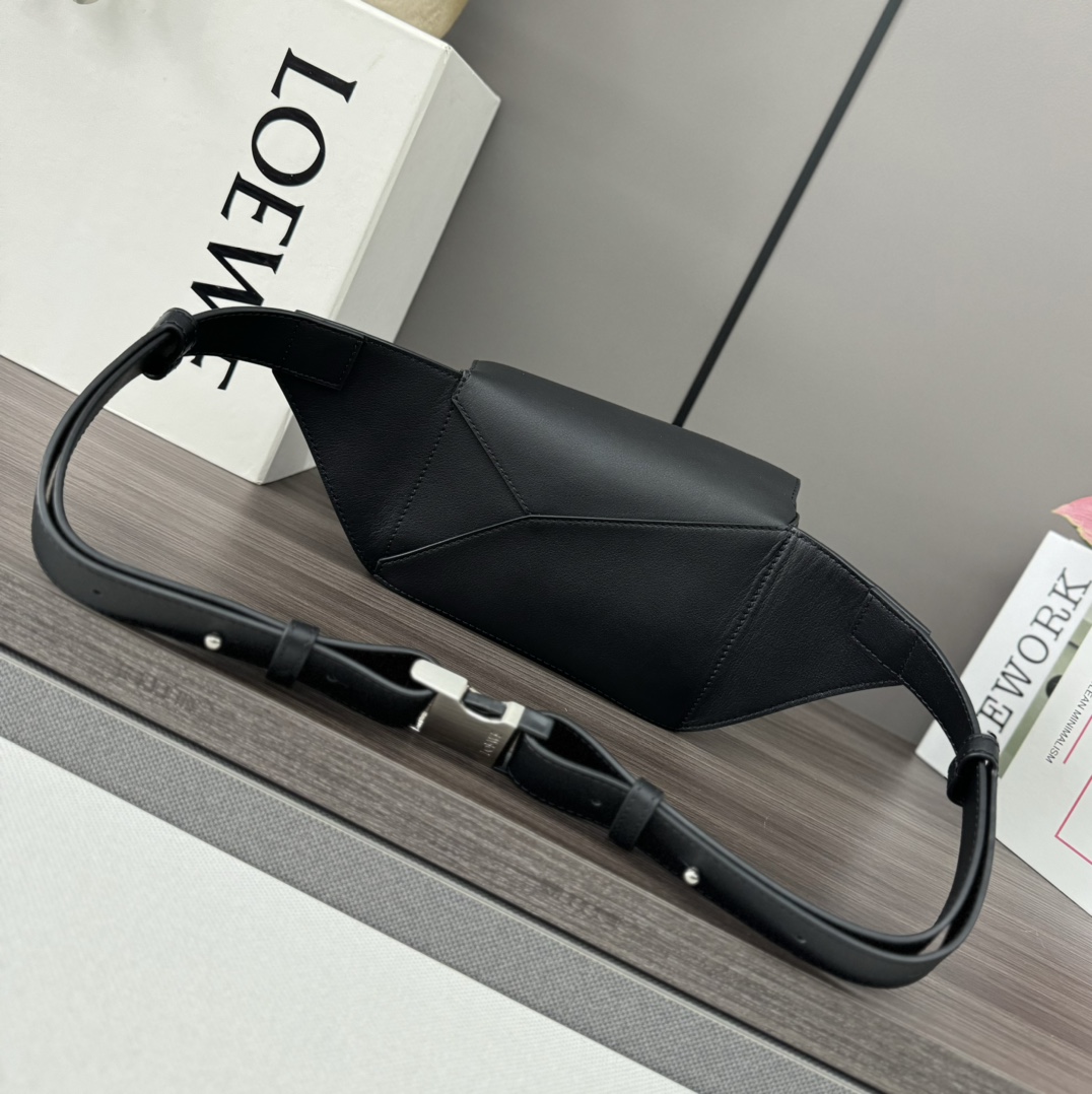 Loewe Small Puzzle Bumbag In Classic Calfskin - DopestKickz