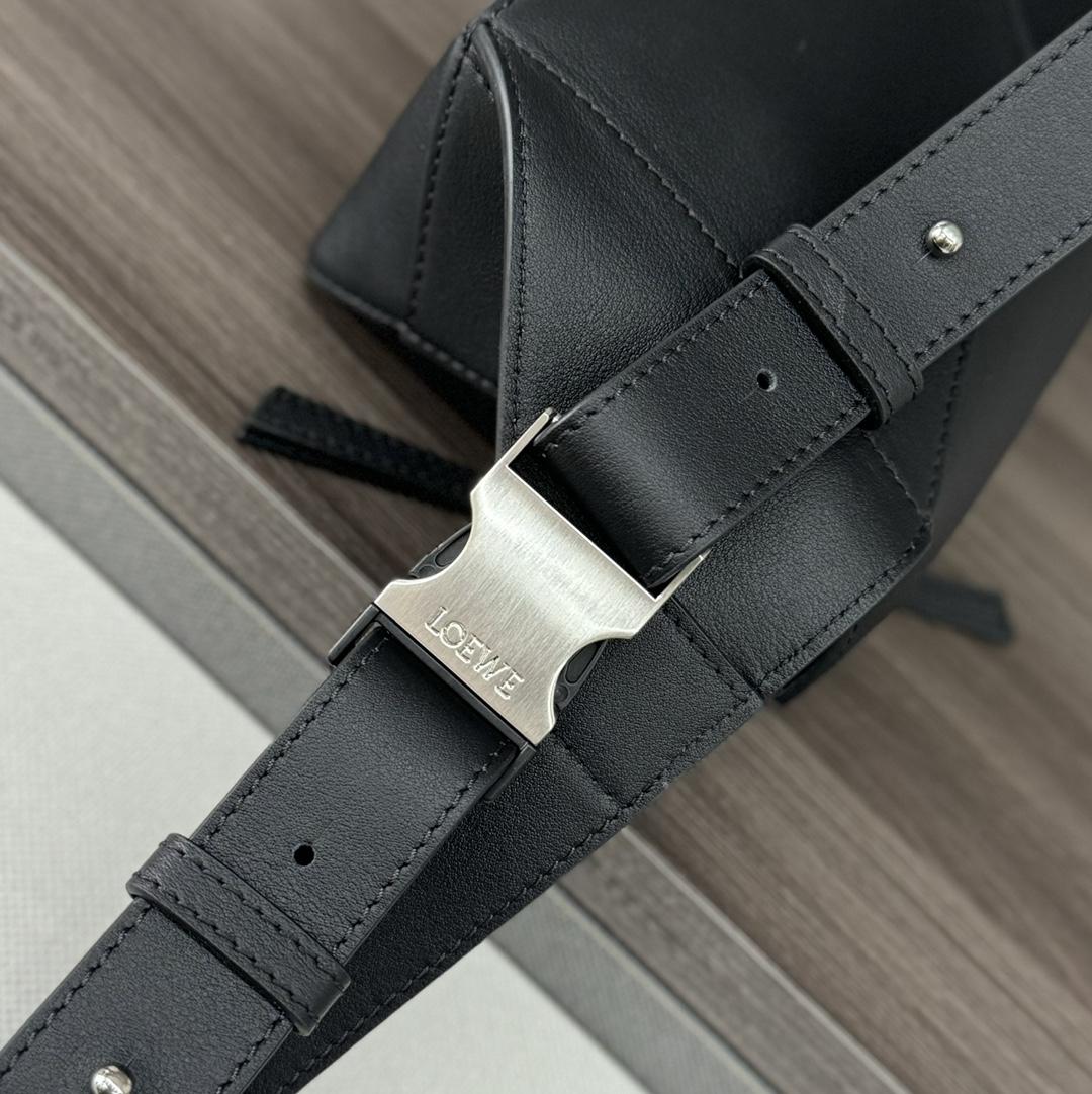 Loewe Small Puzzle Bumbag In Classic Calfskin - DopestKickz