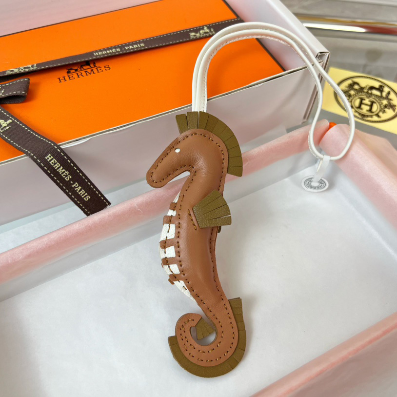 Hermes Seahorse Charm - DopestKickz