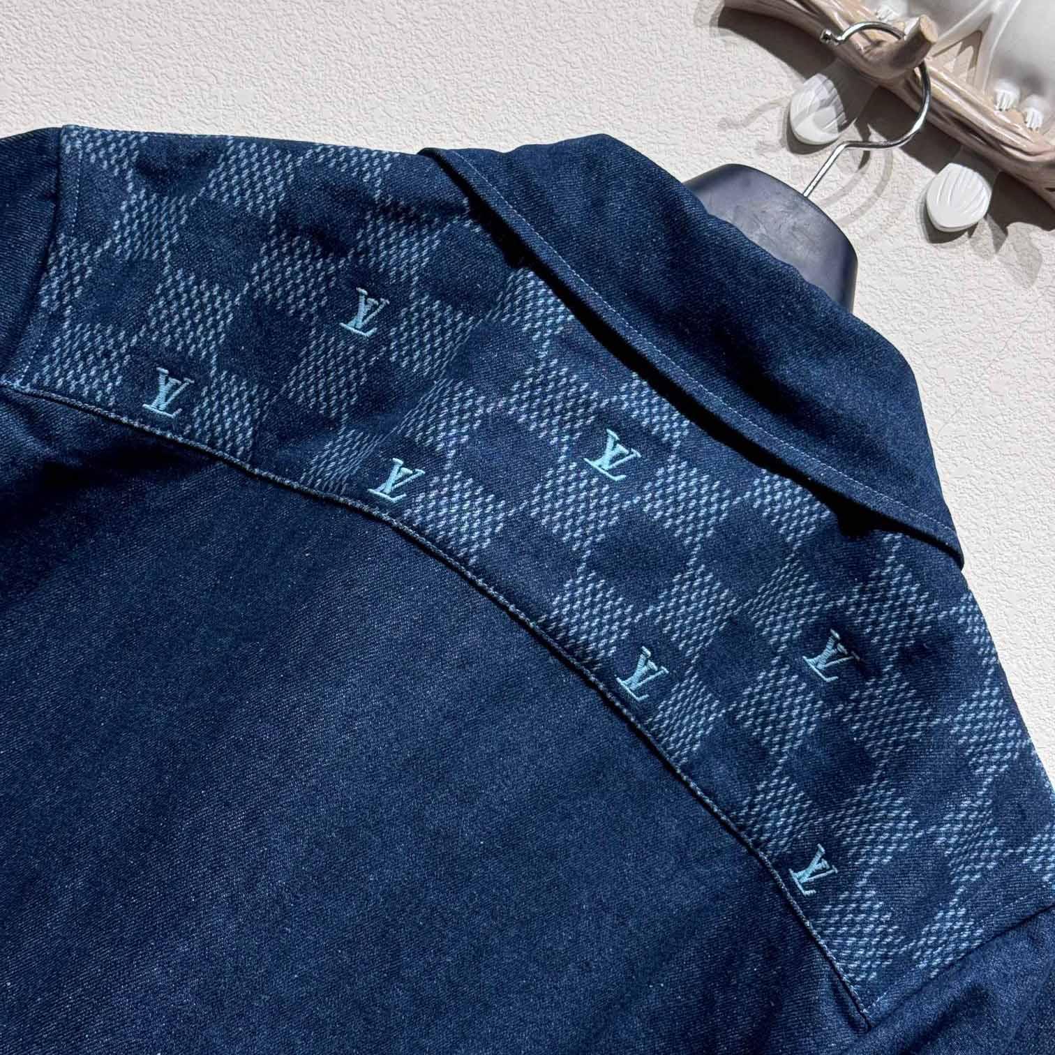 Louis Vuitton Printed Short-Sleeved Denim Shirt   1AFVQL - DopestKickz