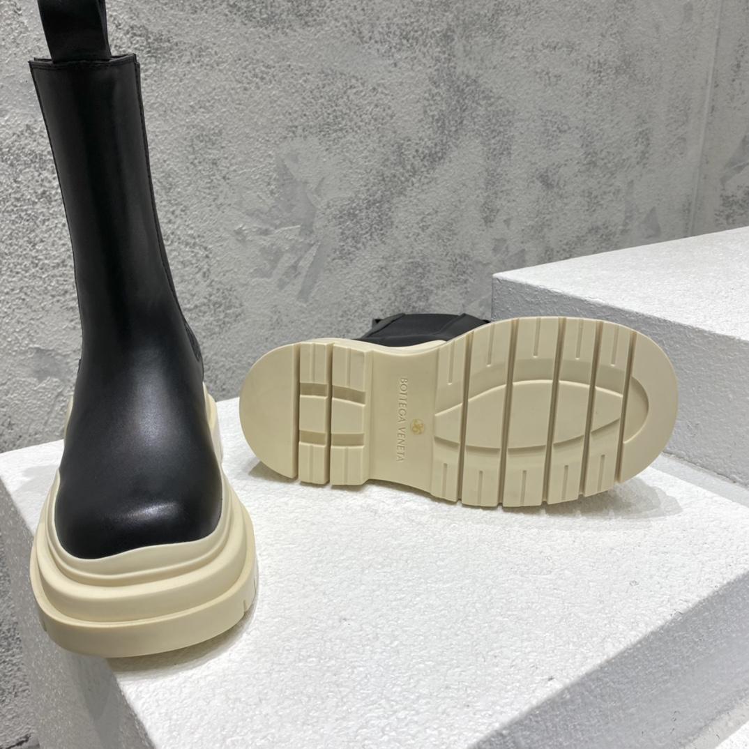 Bottega Veneta Tire Chelsea Boot - DopestKickz