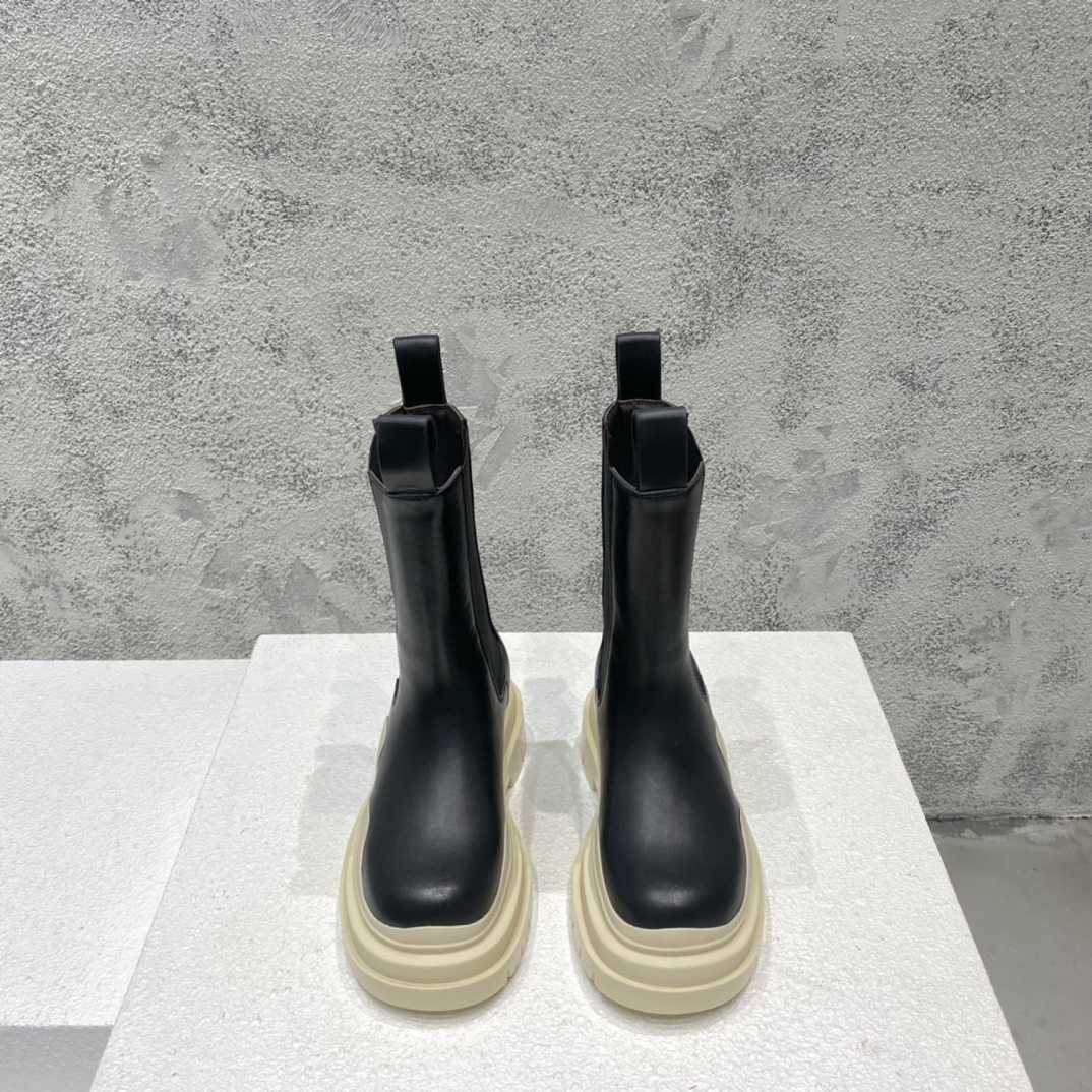 Bottega Veneta Tire Chelsea Boot - DopestKickz