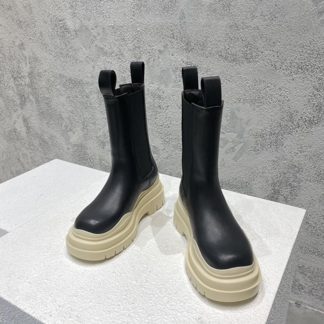 Bottega Veneta Tire Chelsea Boot - DopestKickz
