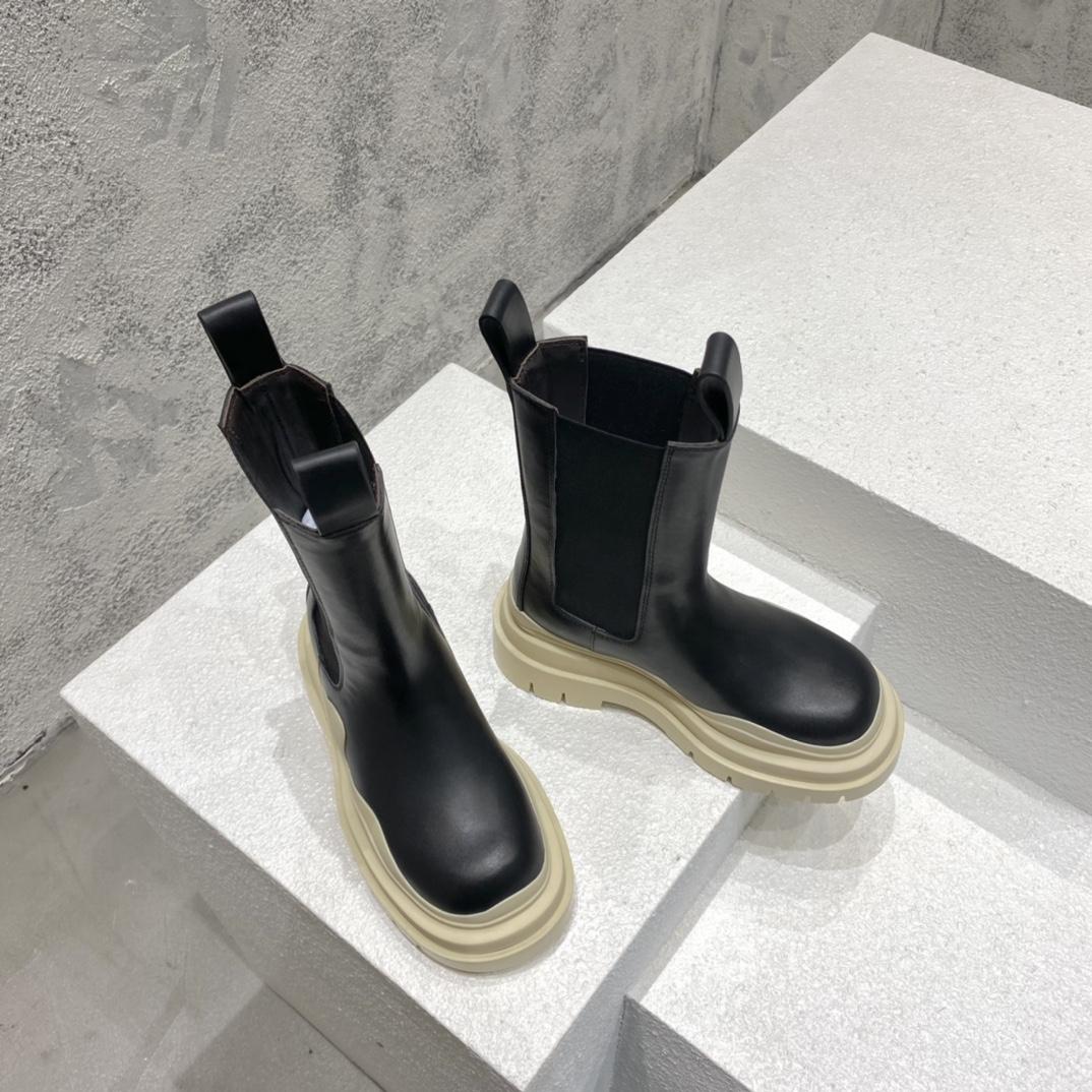Bottega Veneta Tire Chelsea Boot - DopestKickz