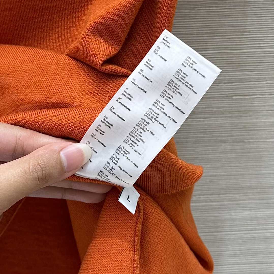 Hermes Short-sleeve Sweater With Pocket - DopestKickz