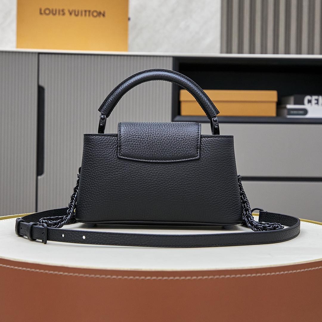 Louis Vuitton Capucines East-West Mini  M23955 - DopestKickz