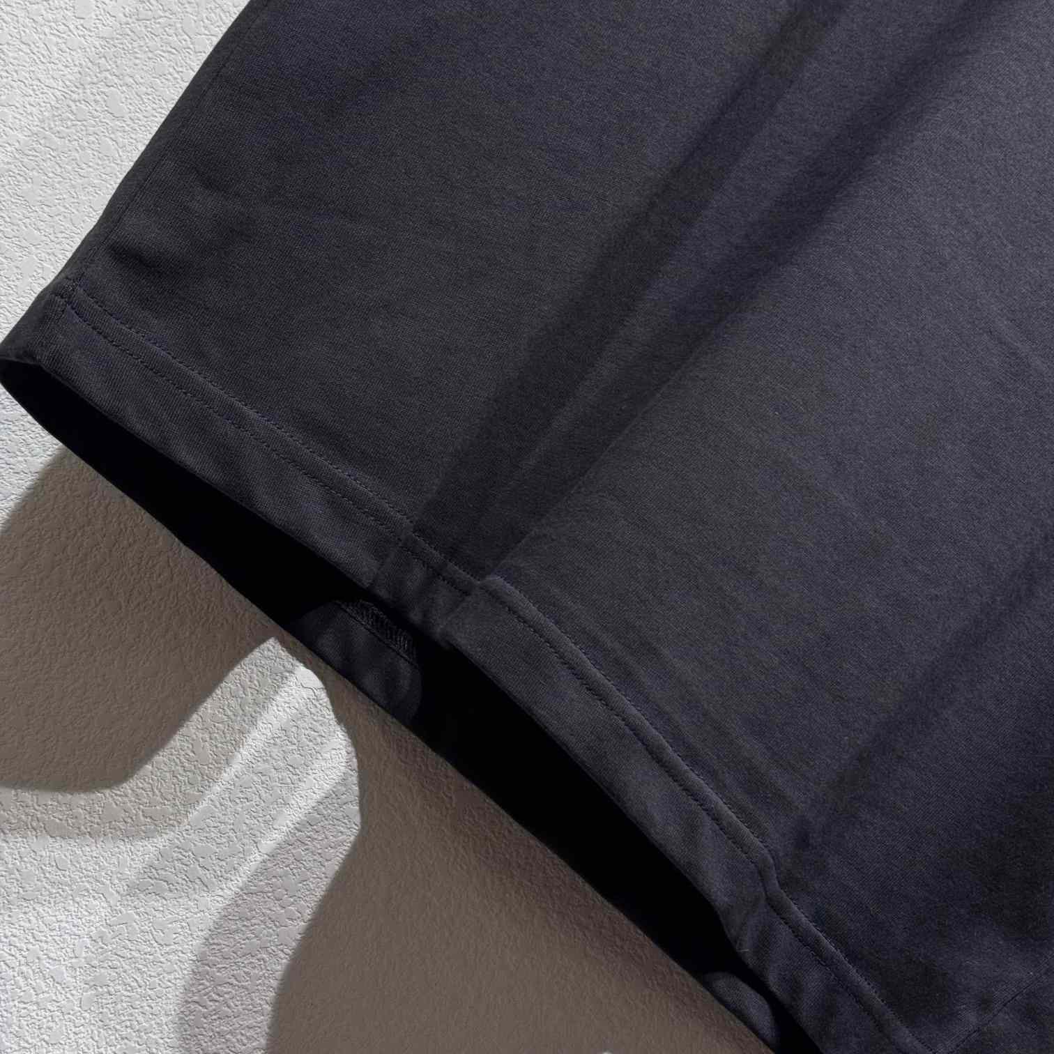 Louis Vuitton Washed Printed Cotton T-Shirt   1AHCLD - DopestKickz