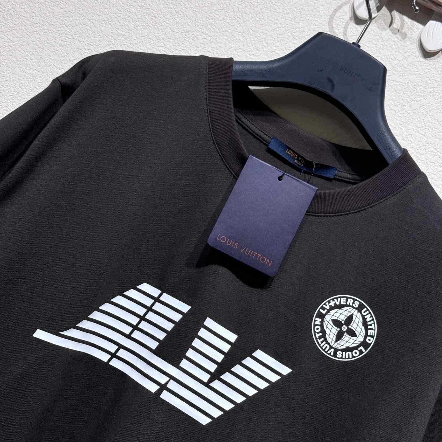 Louis Vuitton Washed Printed Cotton T-Shirt   1AHCLD - DopestKickz