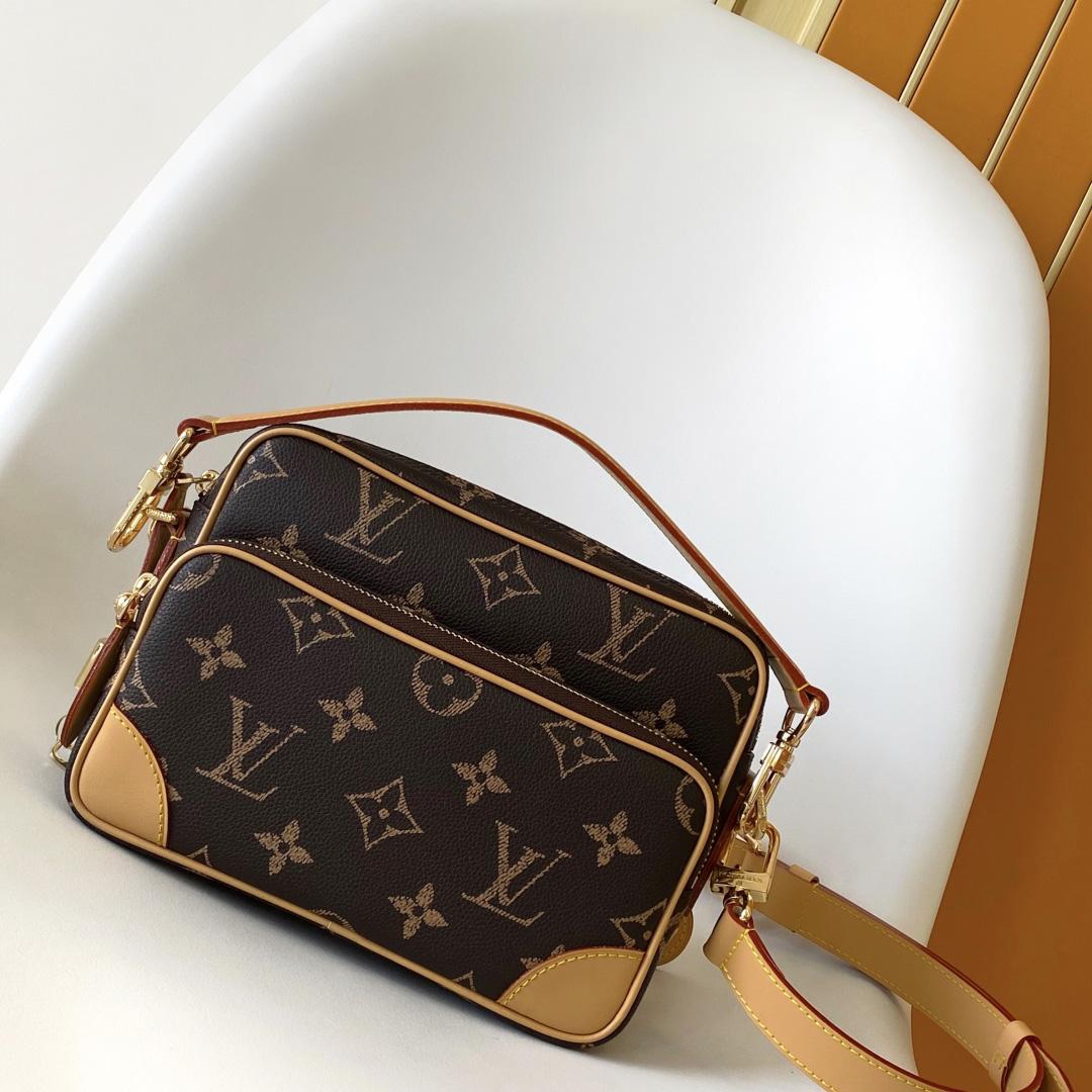 Louis Vuitton Nil   M14025 - DopestKickz