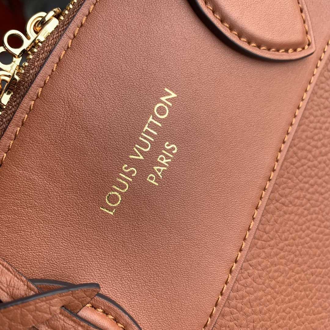 Louis Vuitton Vendôme MM  M22925 - DopestKickz