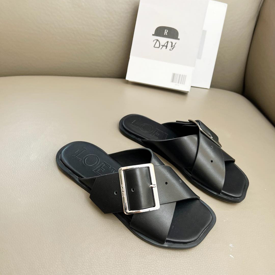 Loewe Petal Belt Flat Sandal In Vegetable-tanned Calfskin - DopestKickz