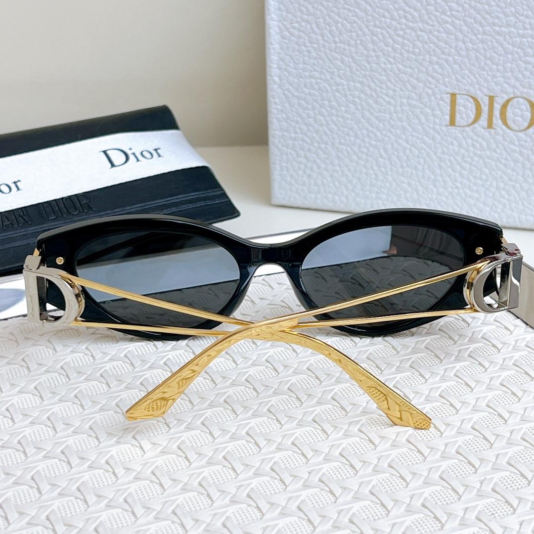 Dior 30Montaigne B6I      - DopestKickz