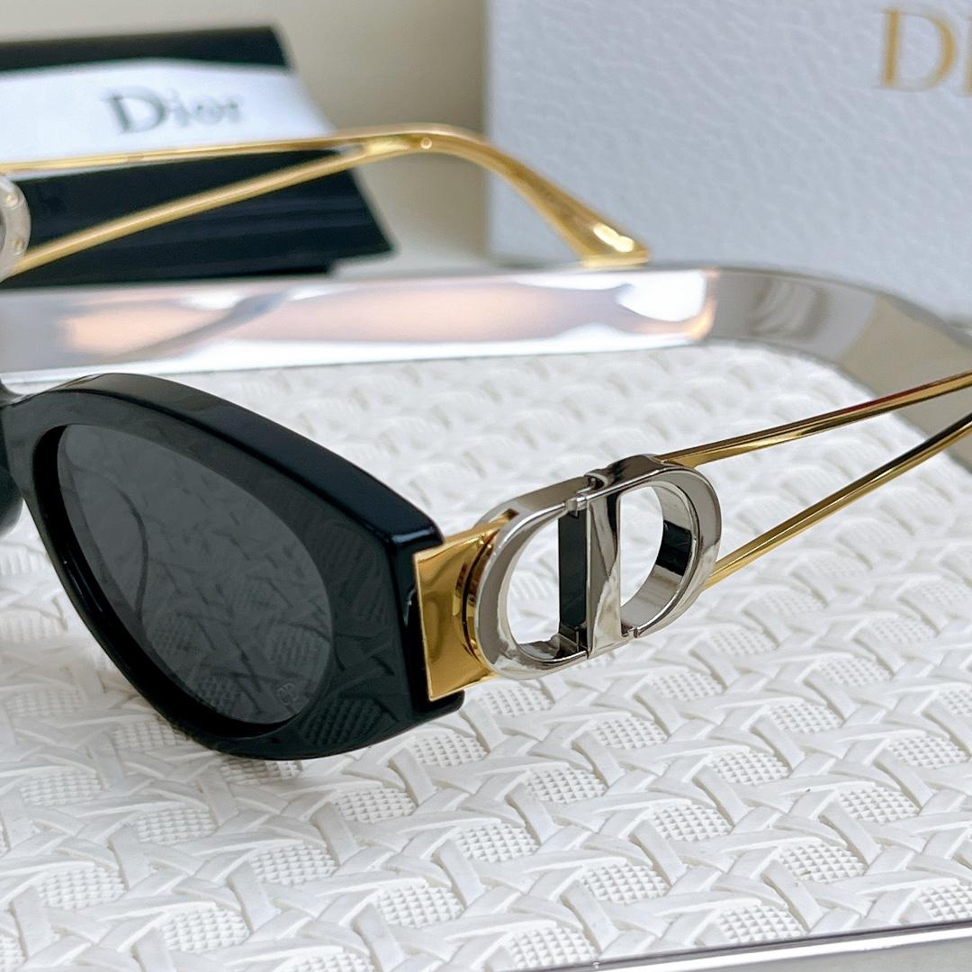 Dior 30Montaigne B6I      - DopestKickz