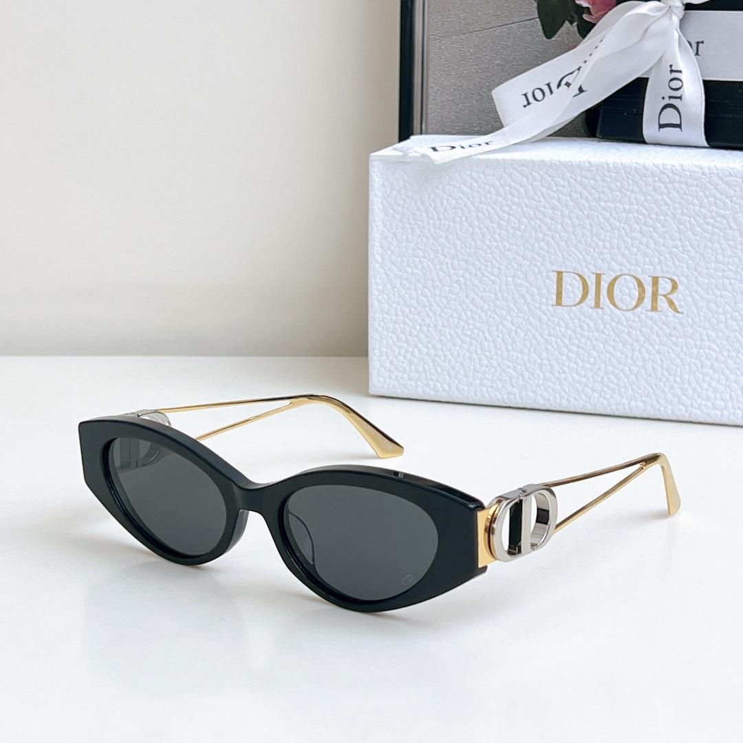 Dior 30Montaigne B6I      - DopestKickz