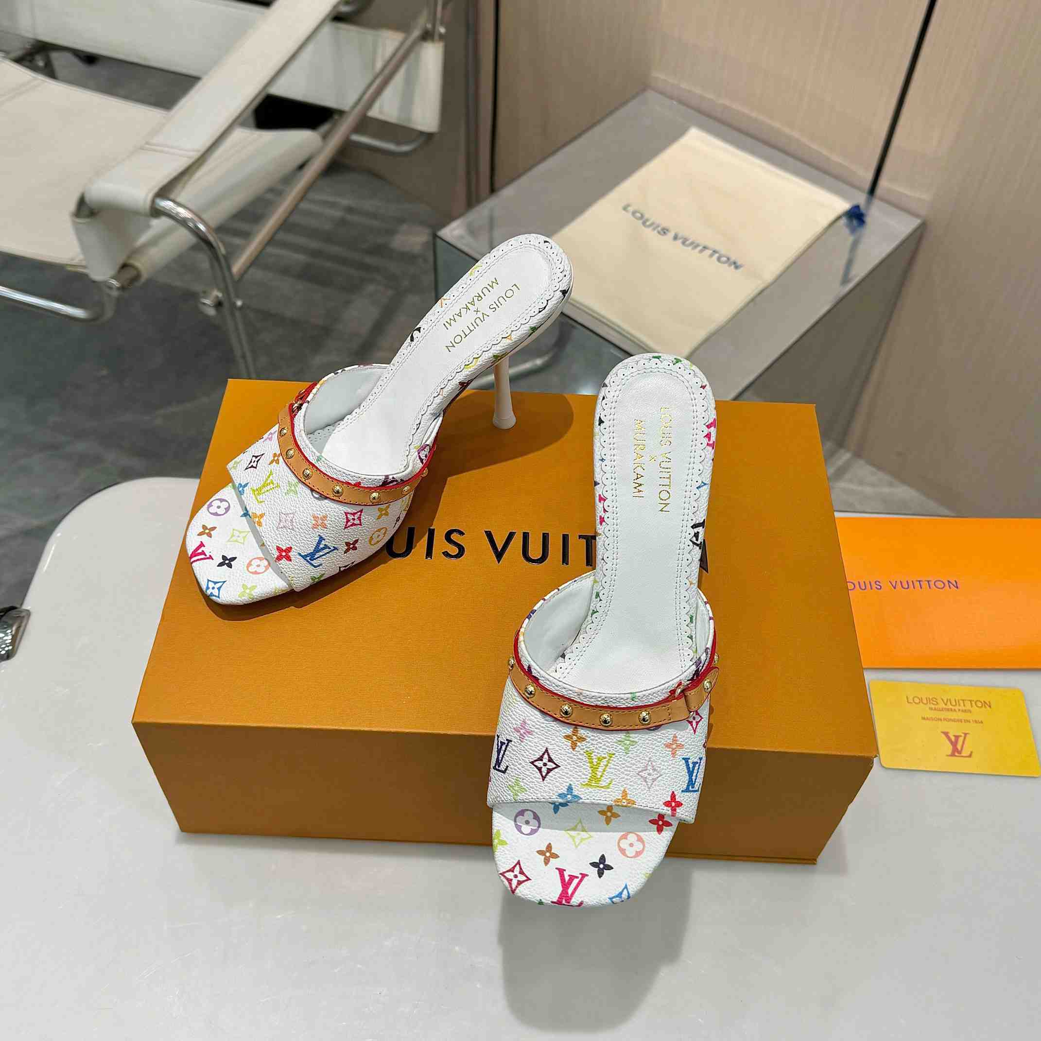 Louis Vuitton LV x TM 6AM Mule   1AGWU4 - DopestKickz