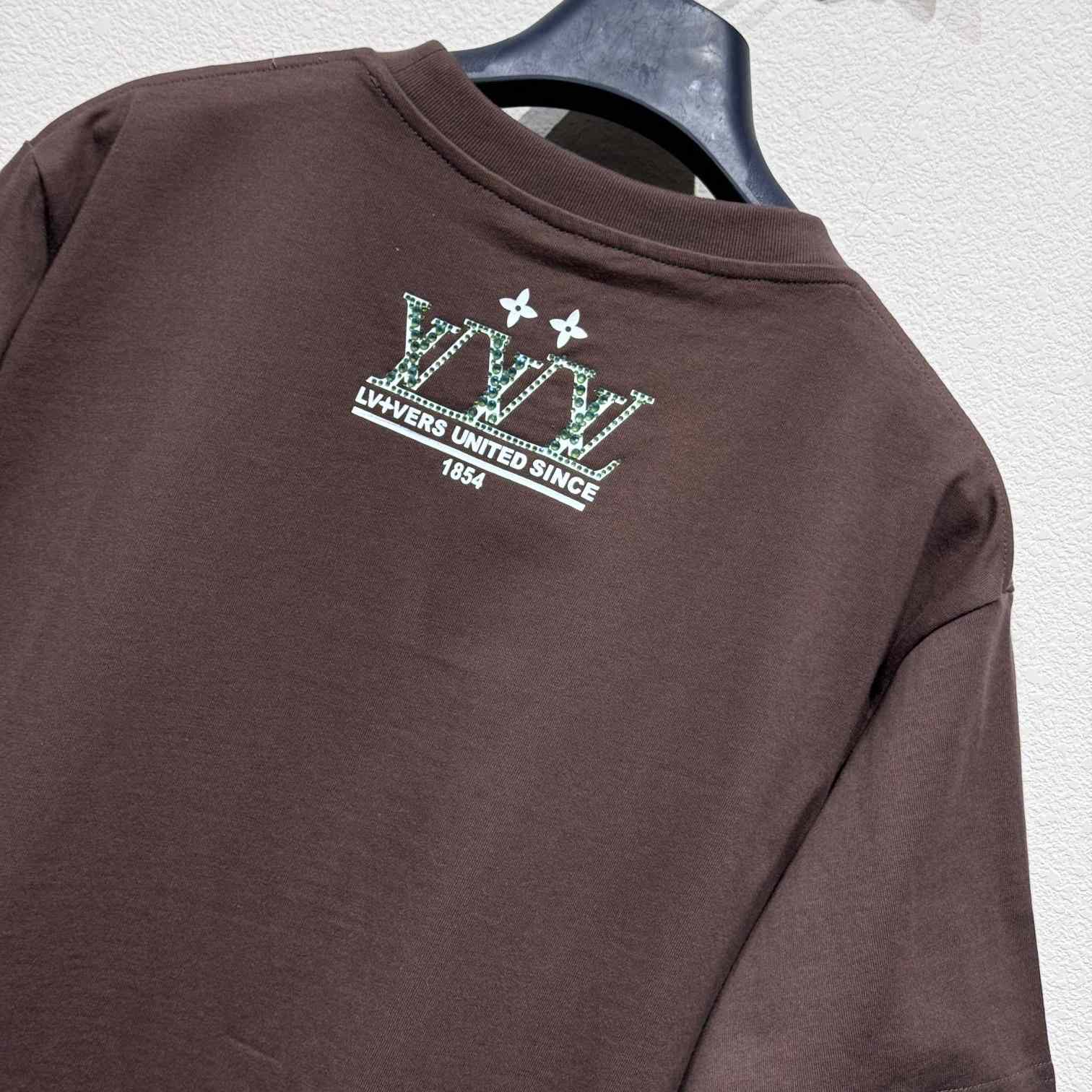 Louis Vuitton Washed Embellished Cotton T-Shirt   1AHCL3 - DopestKickz