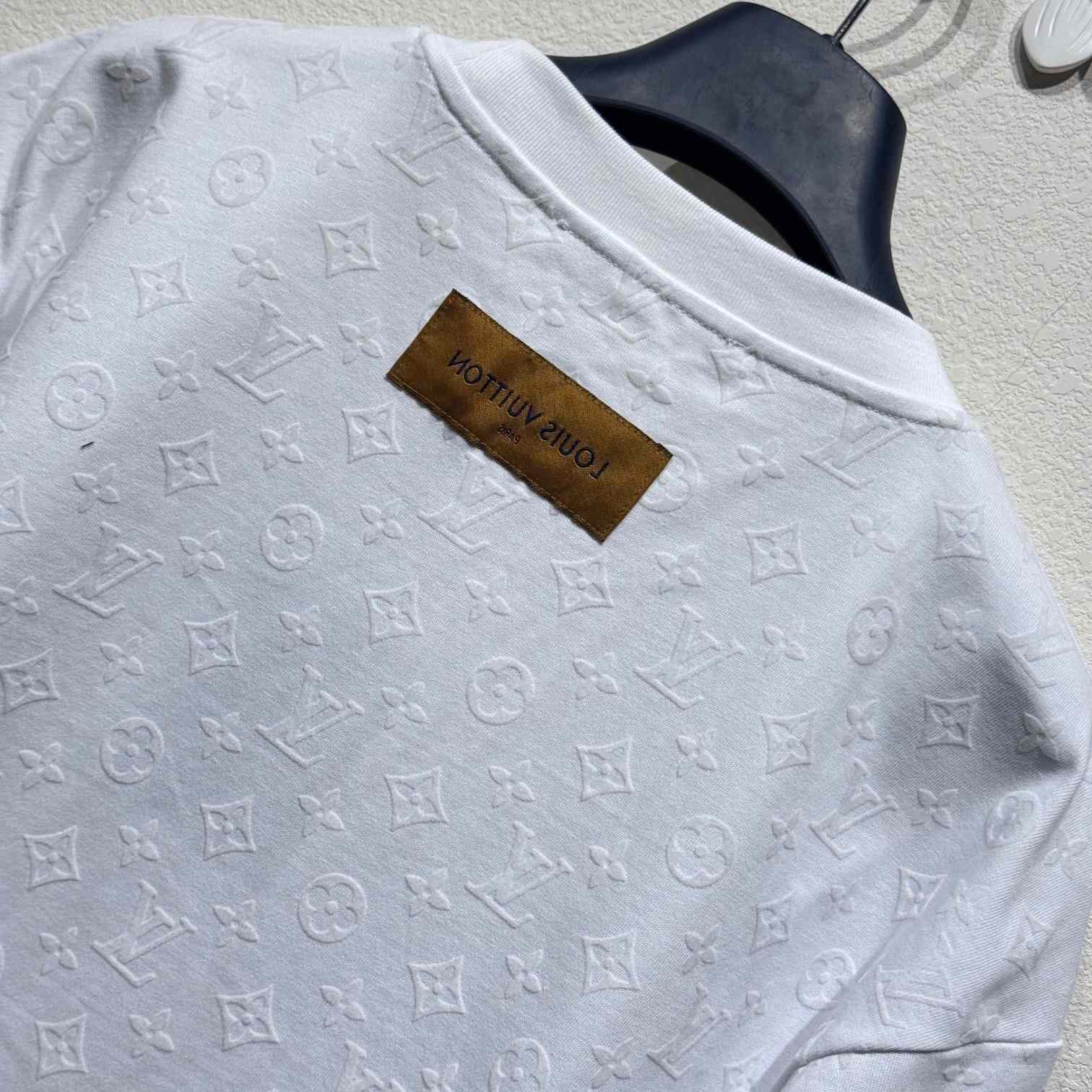 Louis Vuitton Monogram T-Shirt - DopestKickz