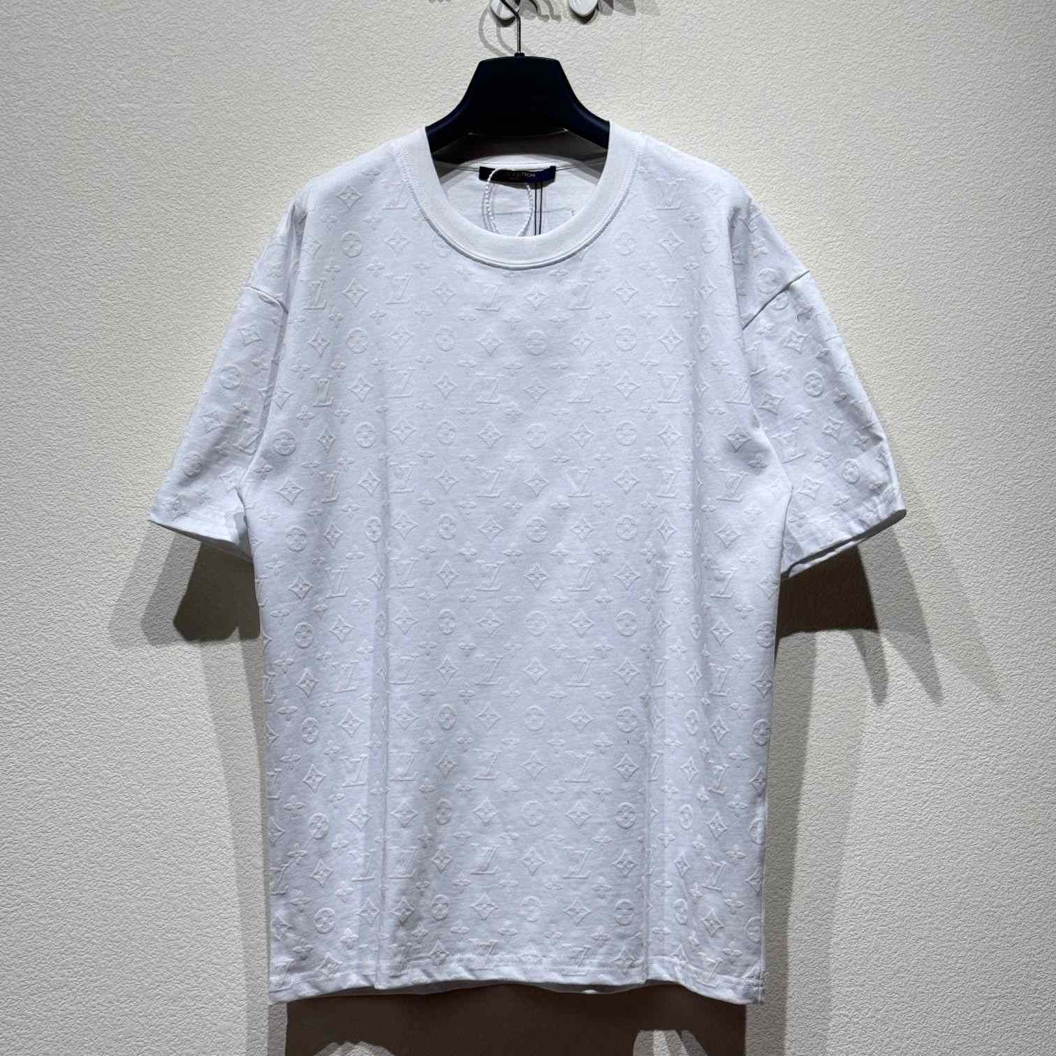 Louis Vuitton Monogram T-Shirt - DopestKickz