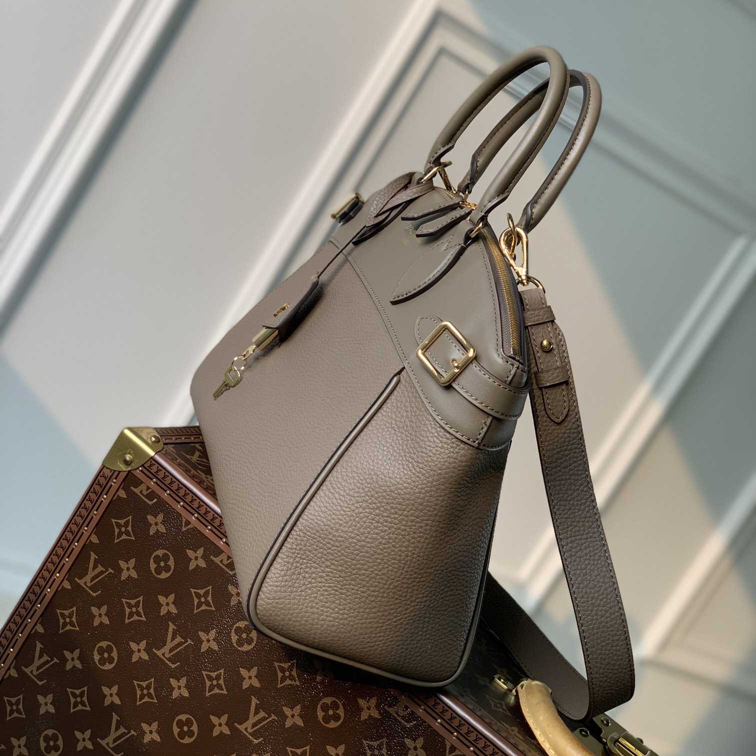Louis Vuitton Vendôme MM  M22927 - DopestKickz