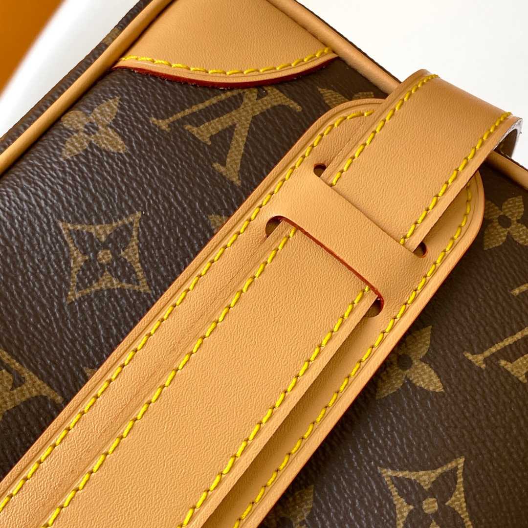 Louis Vuitton Danube   M14013 - DopestKickz