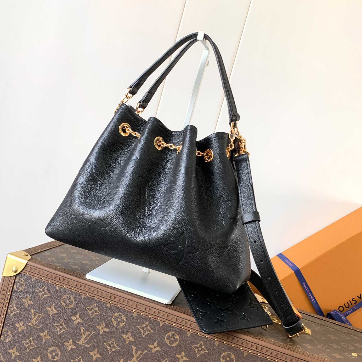 Louis Vuitton LV Bundle  M47209 - DopestKickz