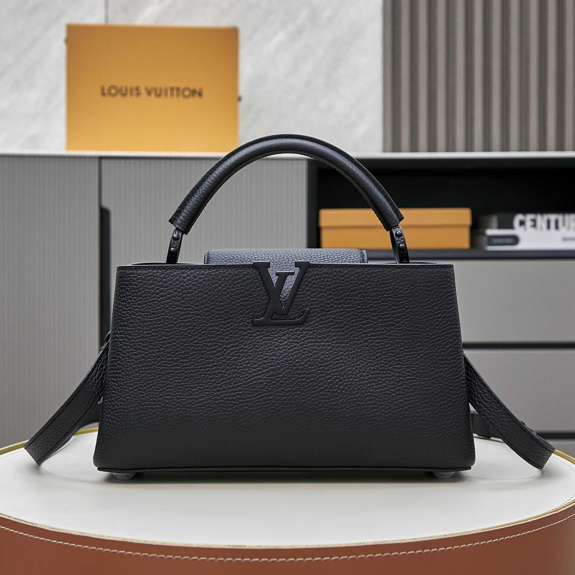 Louis Vuitton Capucines East-West MM  M23947 - DopestKickz
