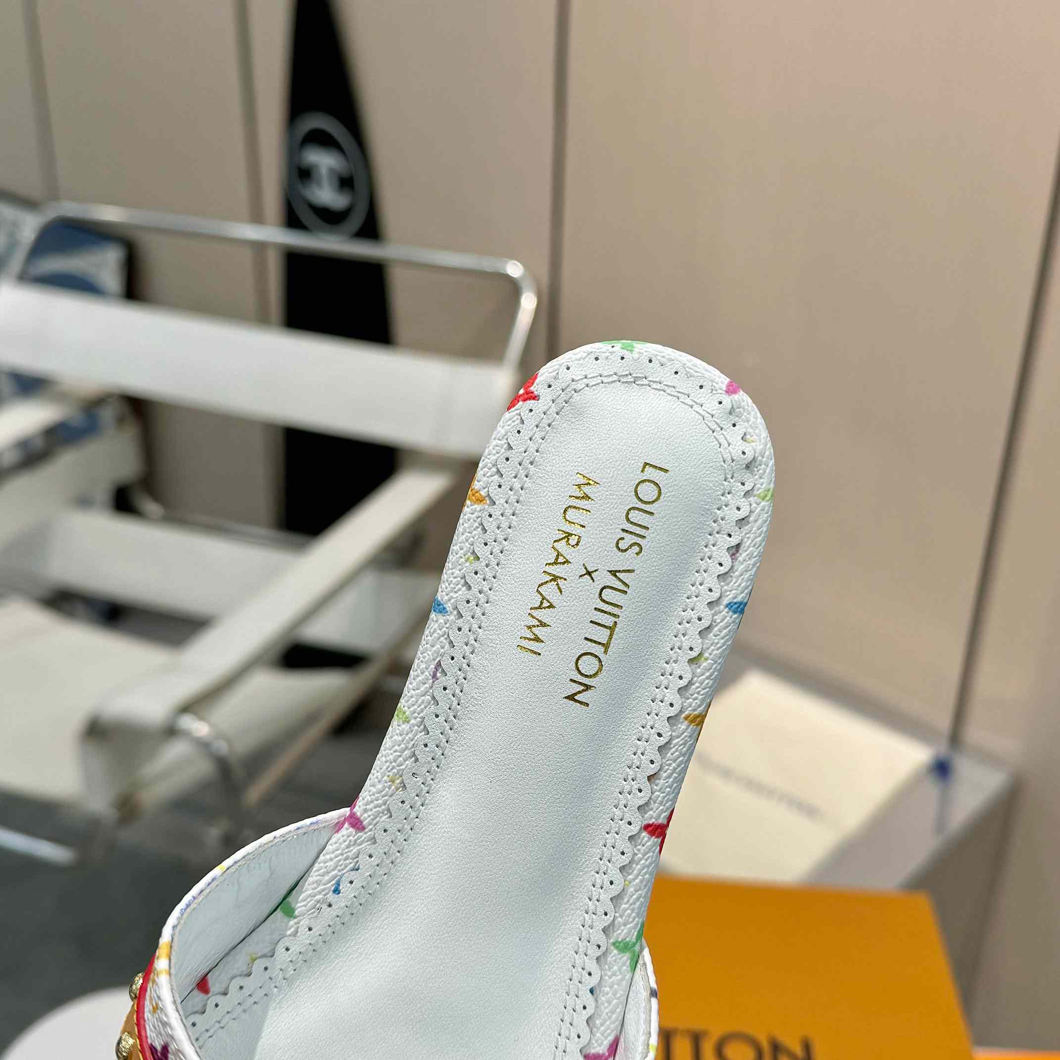 Louis Vuitton LV x TM 6AM Flat Mule   1AGZUV - DopestKickz