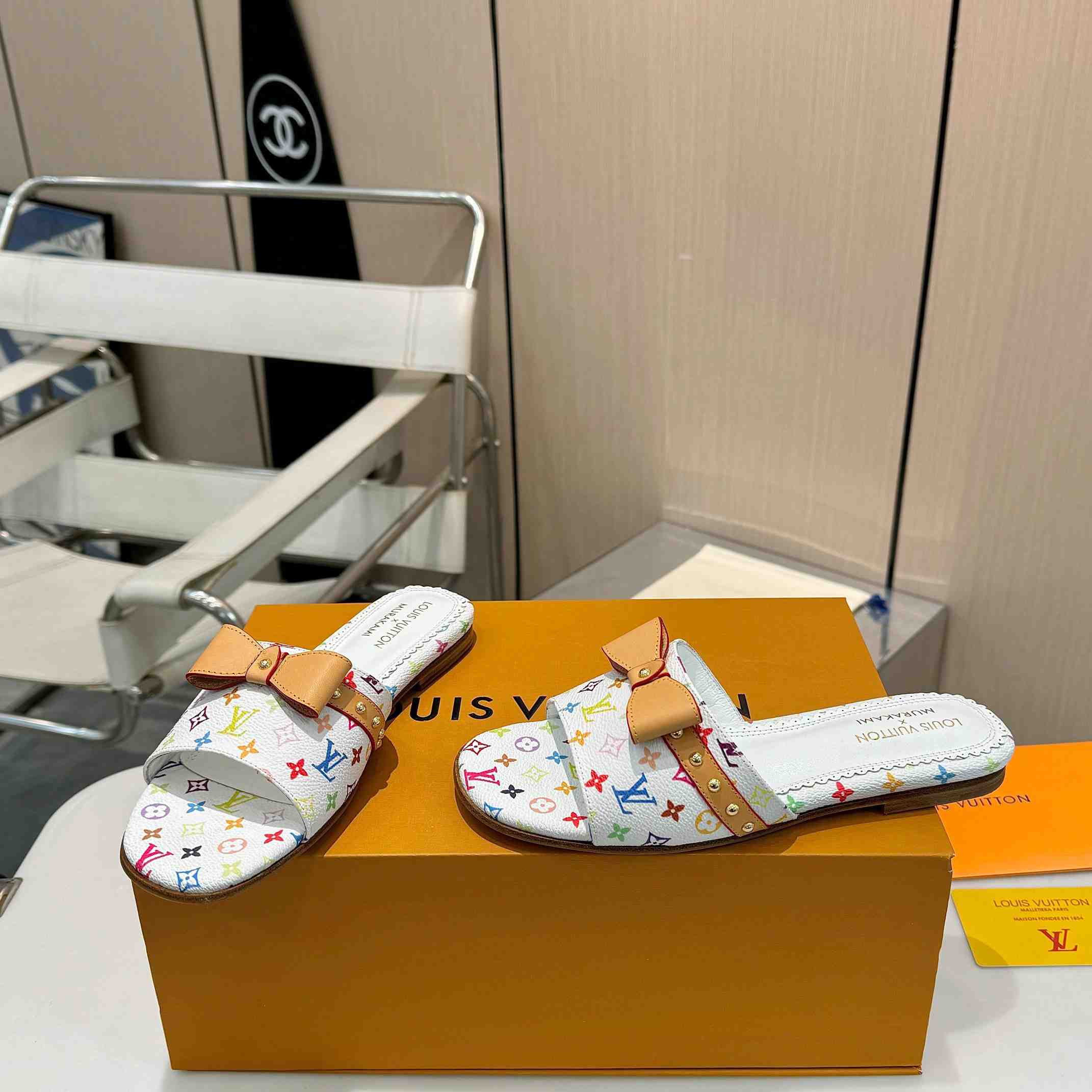 Louis Vuitton LV x TM 6AM Flat Mule   1AGZUV - DopestKickz