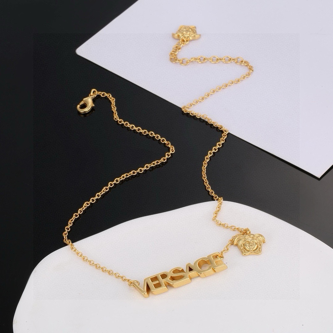 Versace Necklace - DopestKickz