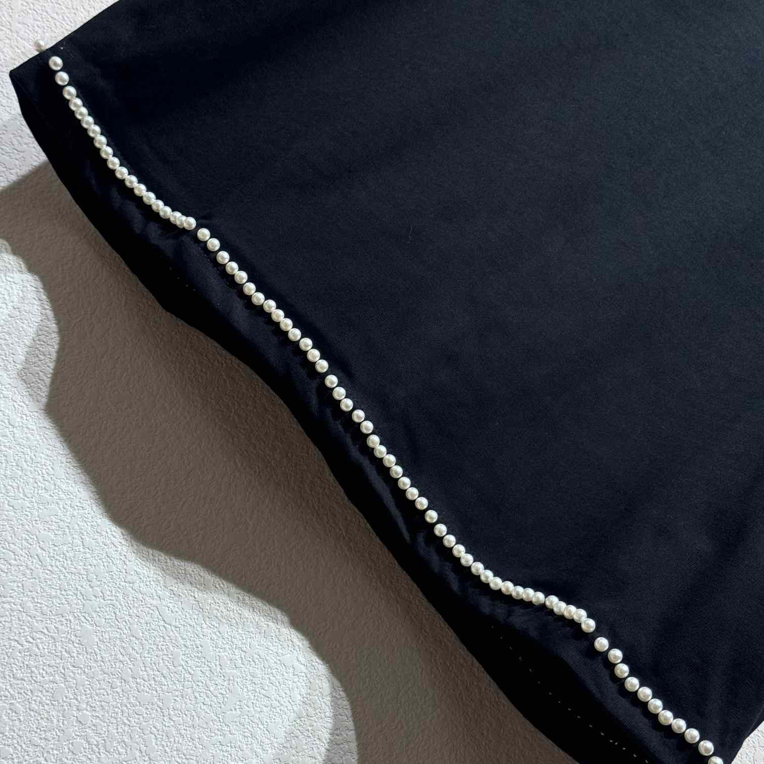 Louis Vuitton Pearl-Embellished Cotton T-Shirt   1AFXOY - DopestKickz