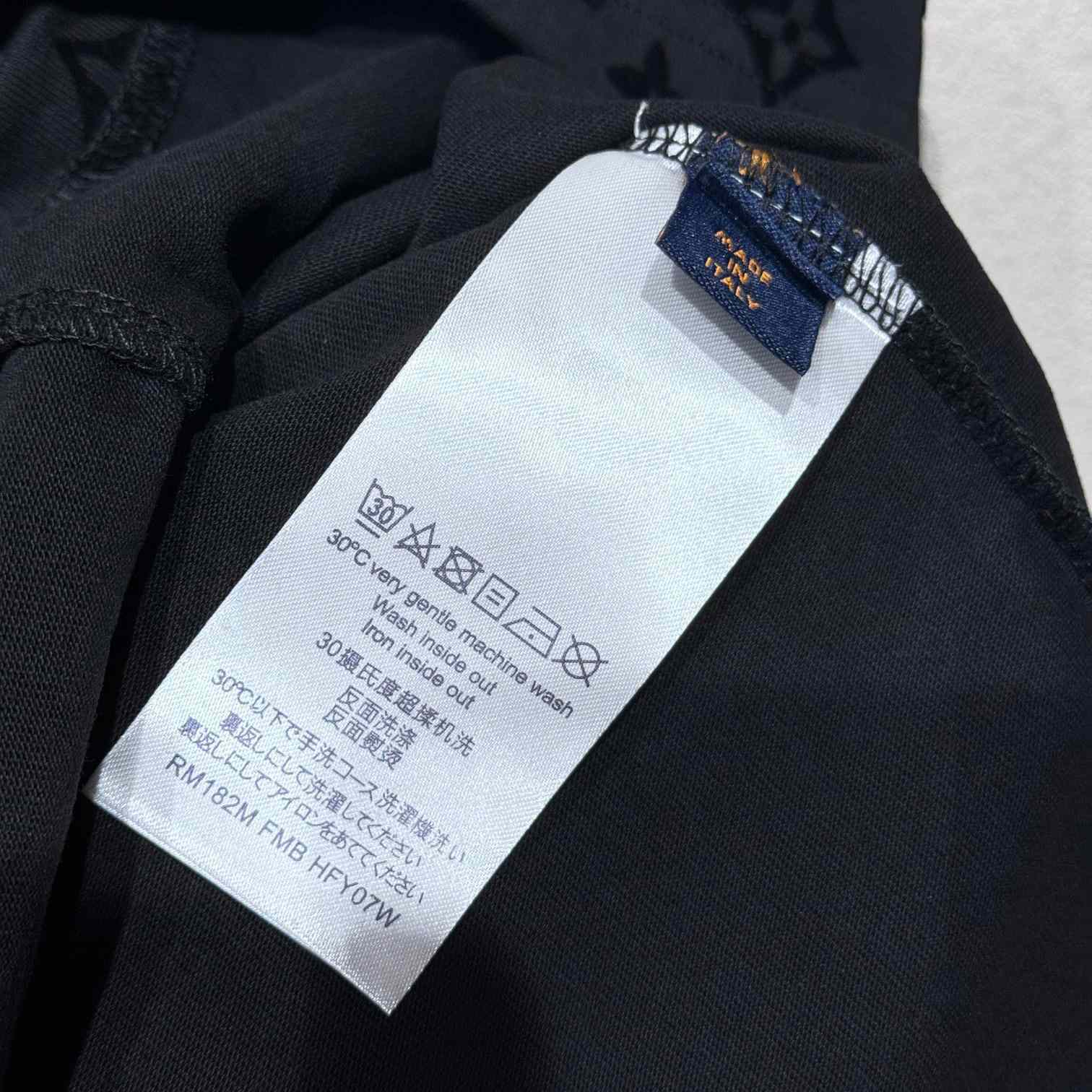Louis Vuitton Monogram T-Shirt - DopestKickz