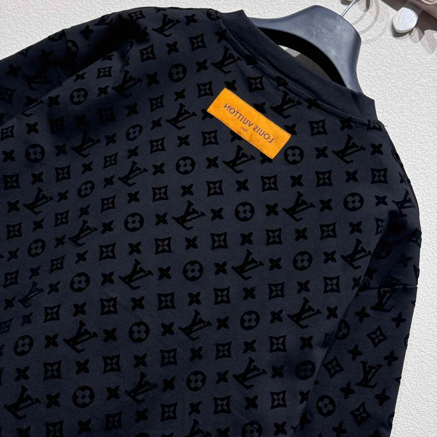 Louis Vuitton Monogram T-Shirt - DopestKickz
